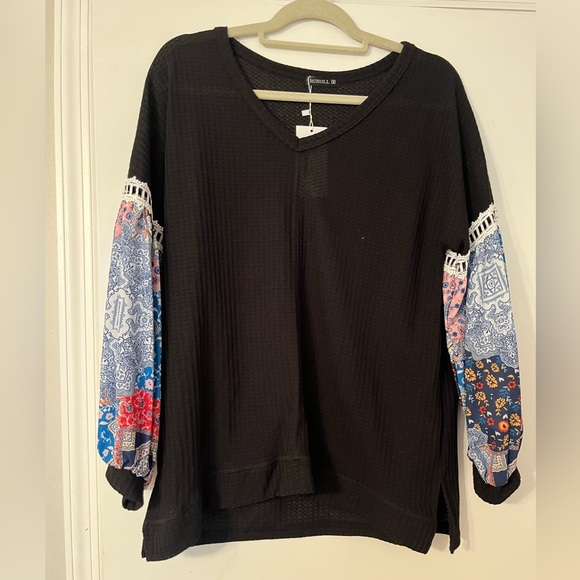 Amazon Tops - Amazon Black Waffle Knit with Colorful Patterned Sleeves Sz M